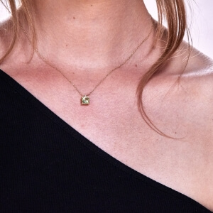 Zlatý náhrdelník OLIVE